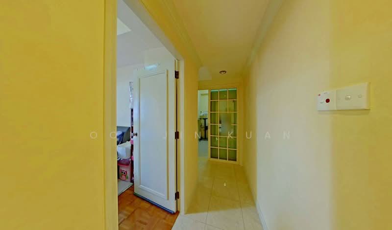 Seasons View, , 2 Bedrooms, 969 sqft, Condominium For Sale, by Oon Jin Kuan, 500143430 - PropertyGuru.com.sg