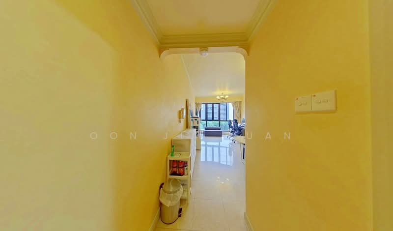 Seasons View, , 2 Bedrooms, 969 sqft, Condominium For Sale, by Oon Jin Kuan, 500143430 - PropertyGuru.com.sg