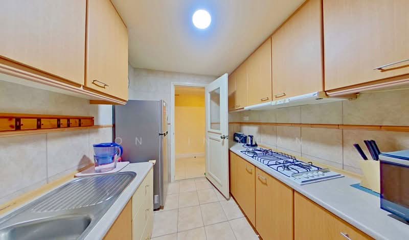 Seasons View, , 2 Bedrooms, 969 sqft, Condominium For Sale, by Oon Jin Kuan, 500143430 - PropertyGuru.com.sg