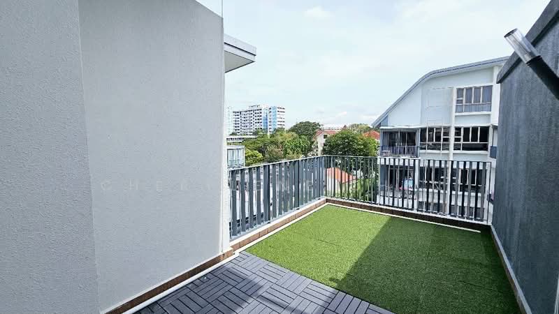 The Waterline, 167 Poh Huat Road West, 3 Bedrooms, 2,045 sqft, Condominium For Sale, by Cherylene Chan, 500143437 - Balcony - PropertyGuru.com.sg