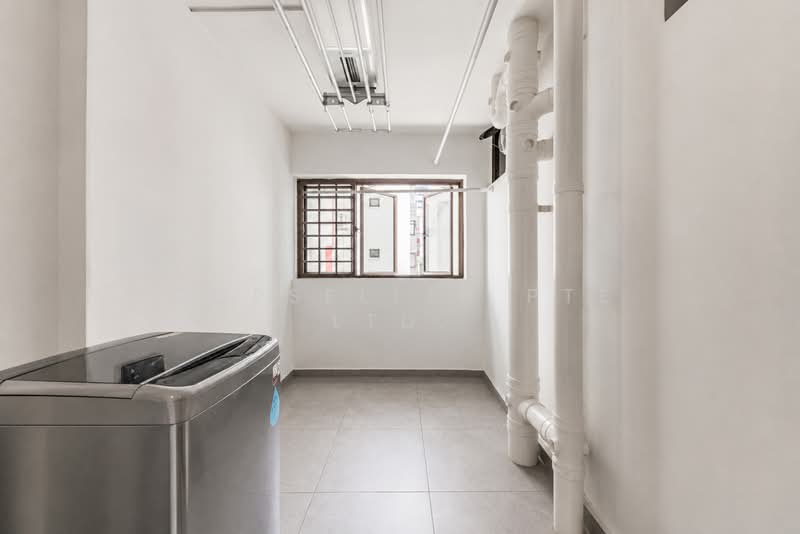 265 Toh Guan Road, 265 Toh Guan Road, 3 Bedrooms, 1,302 sqft, HDB Flat For Sale, by ADNIX LIU, 500143447 - Interior - PropertyGuru.com.sg