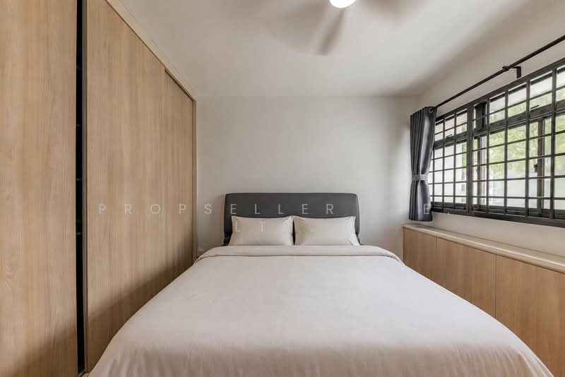 265 Toh Guan Road, 265 Toh Guan Road, 3 Bedrooms, 1,302 sqft, HDB Flat For Sale, by ADNIX LIU, 500143447 - Bedroom - PropertyGuru.com.sg