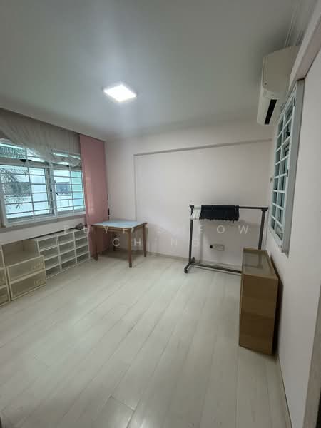 128A Punggol Field Walk, 128A Punggol Field Walk, 3 Bedrooms, 915 sqft, HDB Flat For Sale, by Puye Sheow Ching, 500143459 - Master Bedroom - PropertyGuru.com.sg