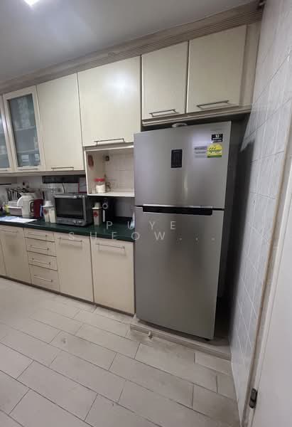 128A Punggol Field Walk, 128A Punggol Field Walk, 3 Bedrooms, 915 sqft, HDB Flat For Sale, by Puye Sheow Ching, 500143459 - Kitchen - PropertyGuru.com.sg