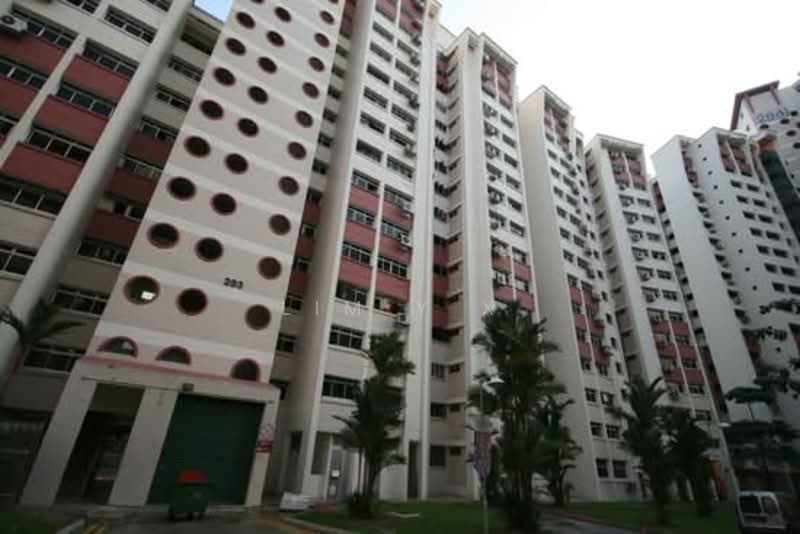283 Toh Guan Road, 283 Toh Guan Road, Room Rental, 120 sqft, HDB Flat For Rent, by Lim Y X, 500143491 - Exterior - PropertyGuru.com.sg