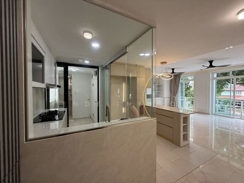 Monterey Park Condominium, 33 West Coast Rise, 3 Bedrooms, 1,367 sqft, Condominium For Sale, by Wendeline Goh, 500143492 - Kitchen - PropertyGuru.com.sg