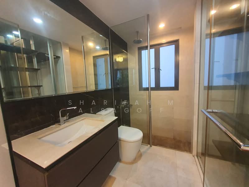 Waterfront Isle, 730 Bedok Reservoir Road, 2 Bedrooms, 904 sqft, Condominium For Rent, by Sharifah M Alsagoff, 500143494 - Bathroom - PropertyGuru.com.sg