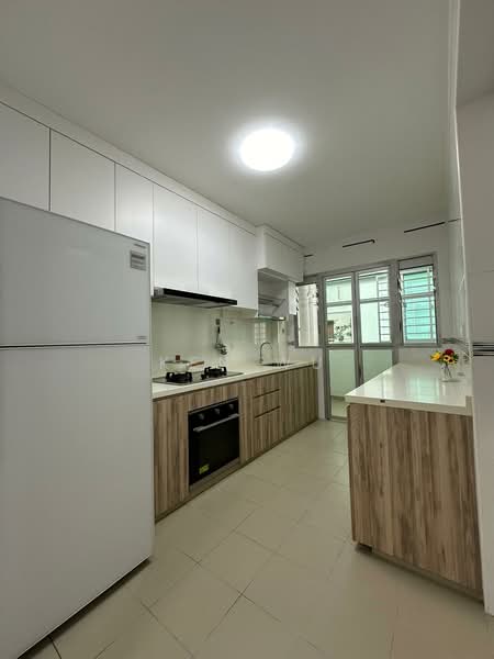 93B Telok Blangah Street 31, 93B Telok Blangah Street 31, 3 Bedrooms, 1,001 sqft, HDB Flat For Rent, by Ken Wu, 500143502 - Kitchen - PropertyGuru.com.sg