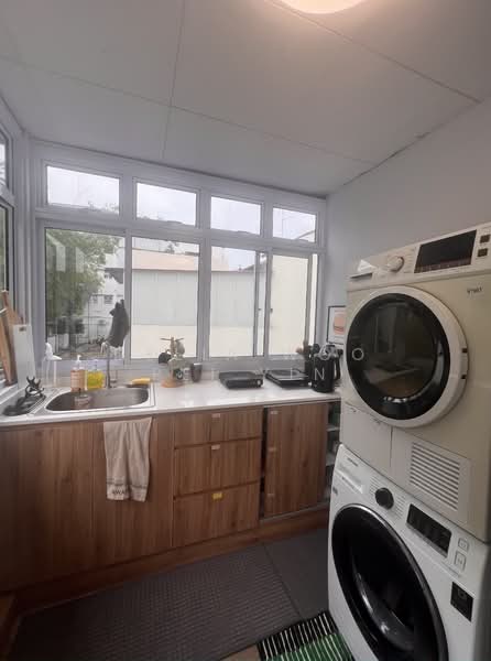 3 Co-Living Rooms Available For Rent Along Joo Chiat Road!, Joo Chiat Road, Room Rental, 80 sqft, Shophouse For Rent, by Delia Woo Pei Yin, 500143503 - Kitchen - PropertyGuru.com.sg