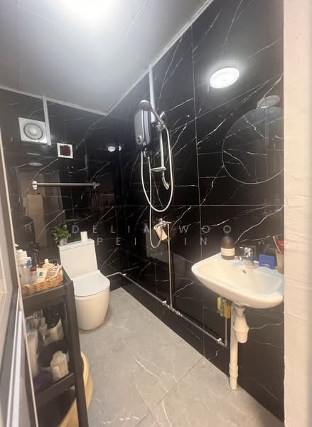 3 Co-Living Rooms Available For Rent Along Joo Chiat Road!, Joo Chiat Road, Room Rental, 80 sqft, Shophouse For Rent, by Delia Woo Pei Yin, 500143503 - Bathroom - PropertyGuru.com.sg