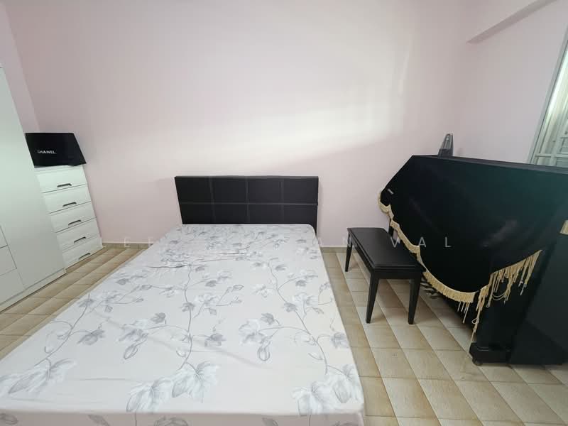 456 Ang Mo Kio Avenue 10, 456 Ang Mo Kio Avenue 10, 3 Bedrooms, 882 sqft, HDB Flat For Rent, by Lee Yi Xuan Val, 500143521 - Bedroom - PropertyGuru.com.sg