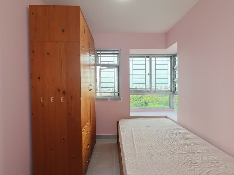 456 Ang Mo Kio Avenue 10, 456 Ang Mo Kio Avenue 10, 3 Bedrooms, 882 sqft, HDB Flat For Rent, by Lee Yi Xuan Val, 500143521 - Bedroom - PropertyGuru.com.sg