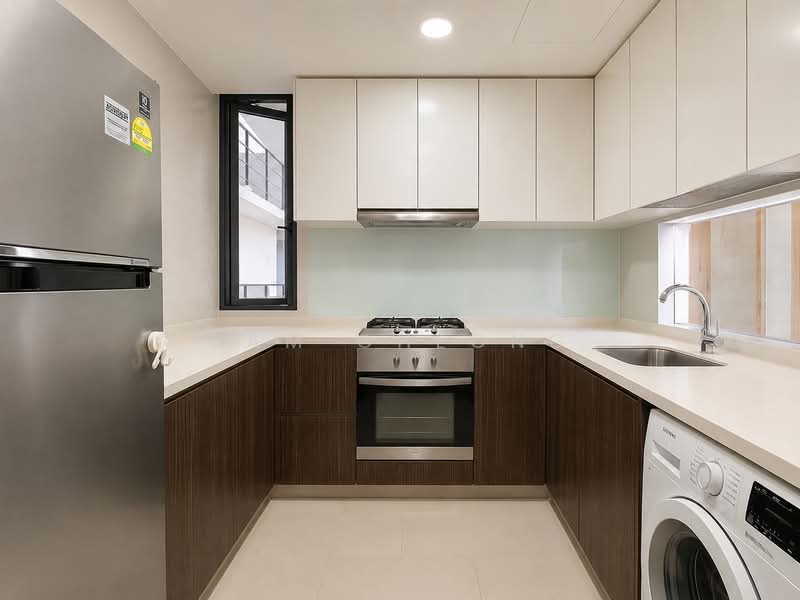 La Fiesta, 70 Sengkang Square, 2 Bedrooms, 732 sqft, Condominium For Sale, by Sam Cheong, 500143530 - Kitchen - PropertyGuru.com.sg