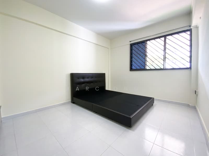 513 Bedok North Avenue 2, 513 Bedok North Avenue 2, 3 Bedrooms, 990 sqft, HDB Flat For Sale, by Marc Ong, 500143535 - Bedroom - PropertyGuru.com.sg