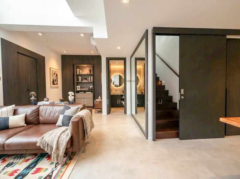 Strata, 1 Essex Road, 2 Bedrooms, 1,066 sqft, Apartment For Sale, by Homer Lau, 500143555 - Living Room - PropertyGuru.com.sg