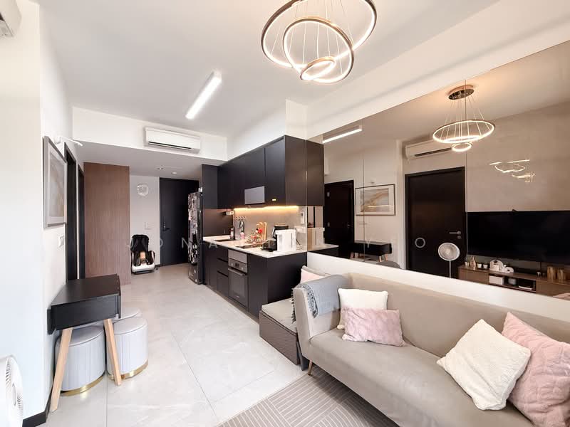 Bukit 828, 828 Upper Bukit Timah Road, 2 Bedrooms, 635 sqft, Condominium For Rent, by Jonathan Yeo, 500143561 - Living Room - PropertyGuru.com.sg