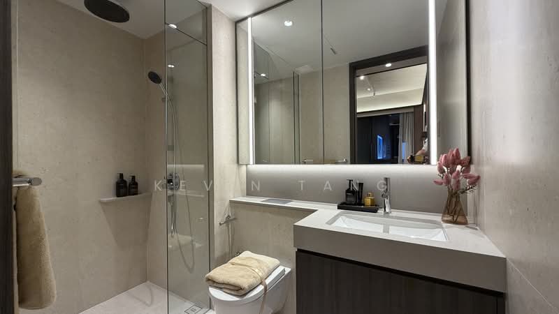 The Hillshore, 292 Pasir Panjang Rd, 3 Bedrooms, 1,109 sqft, Condominium For Sale, by Kevin Tang, 500143567 - Bathroom - PropertyGuru.com.sg