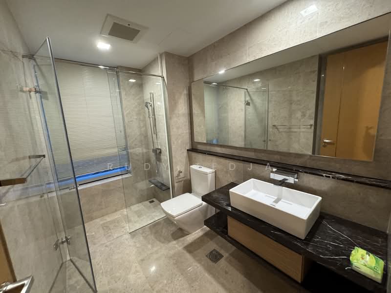 Marina Bay Residences, 18 Marina Boulevard, 4 Bedrooms, 3,971 sqft, Condominium For Sale, by Rudy Tedja, 500143578 - Bathroom - PropertyGuru.com.sg