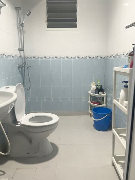 3D Upper Boon Keng Road, 3D Upper Boon Keng Road, Room Rental, 100 sqft, HDB Flat For Rent, by Jessica Siow, 500143581 - Bathroom - PropertyGuru.com.sg