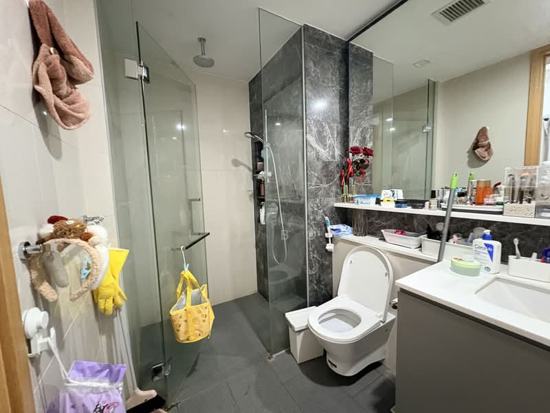 Bartley Ridge, 44 Mount Vernon Road, 1 Bedroom, 463 sqft, Condominium For Rent, by Ivy Boo, 500143584 - Bathroom - PropertyGuru.com.sg