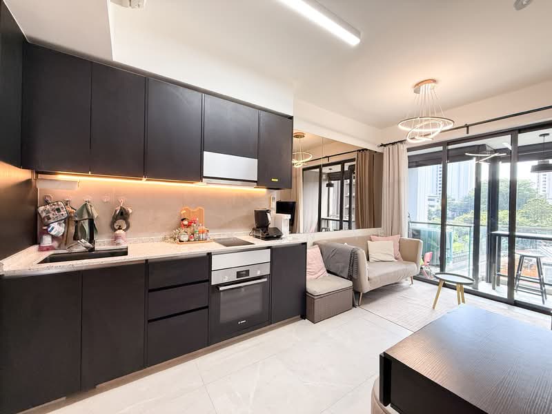 Bukit 828, 828 Upper Bukit Timah Road, 2 Bedrooms, 635 sqft, Condominium For Sale, by Jonathan Yeo, 500143586 - Kitchen - PropertyGuru.com.sg
