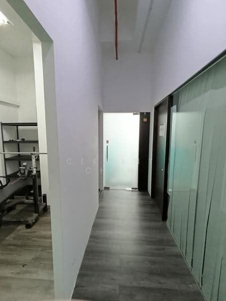 Primz Bizhub, 21 Woodlands Close singapore, Admiralty / Woodlands, 1,152 sqft, Light Industrial (B1) For Sale, by Clement Chew, 500143593 - Corridor - CommercialGuru.com.sg