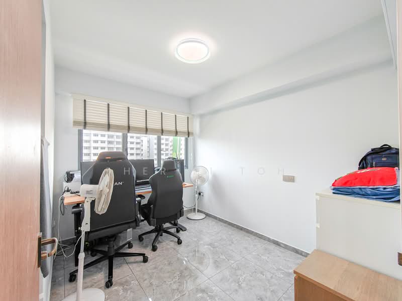 621A Tampines Street 61, 621A Tampines Street 61, 3 Bedrooms, 1,001 sqft, HDB Flat For Sale, by Sher Li Toh, 500143596 - Study - PropertyGuru.com.sg