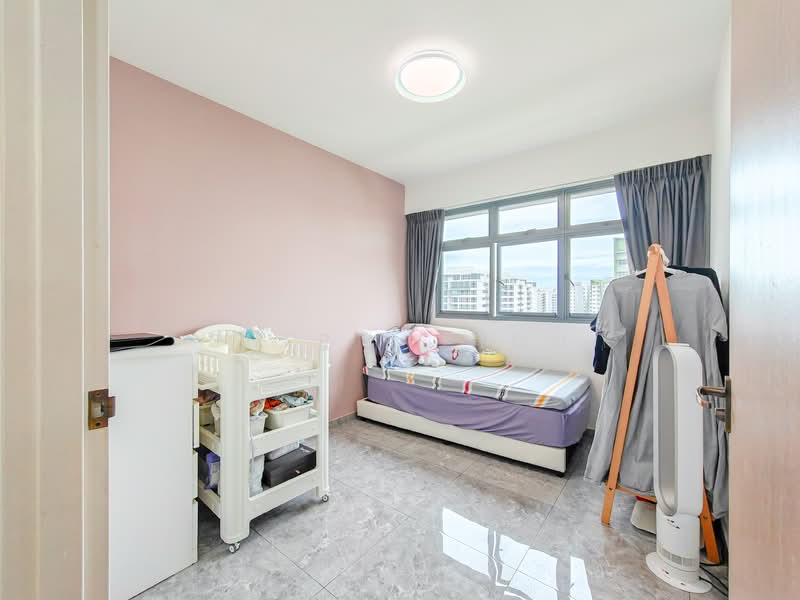 621A Tampines Street 61, 621A Tampines Street 61, 3 Bedrooms, 1,001 sqft, HDB Flat For Sale, by Sher Li Toh, 500143596 - Bedroom - PropertyGuru.com.sg