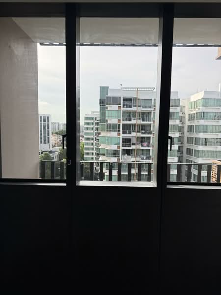 Sceneca Residence, Tanah Merah Kechil Link, 3 Bedrooms, 904 sqft, Condominium For Rent, by James ., 500143597 - View - PropertyGuru.com.sg