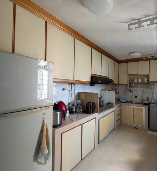 470 Segar Road, 470 Segar Road, 3 Bedrooms, 1,200 sqft, HDB Flat For Sale, by Dexter Lim, 500143598 - Kitchen - PropertyGuru.com.sg