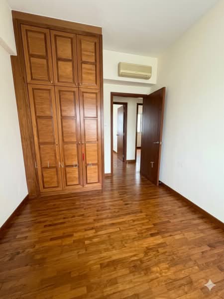 Tanglin View, 156 Prince Charles Crescent, 3 Bedrooms, 1,249 sqft, Condominium For Sale, by Linda SL Tan, 500143606 - Common Bedroom 1 - PropertyGuru.com.sg