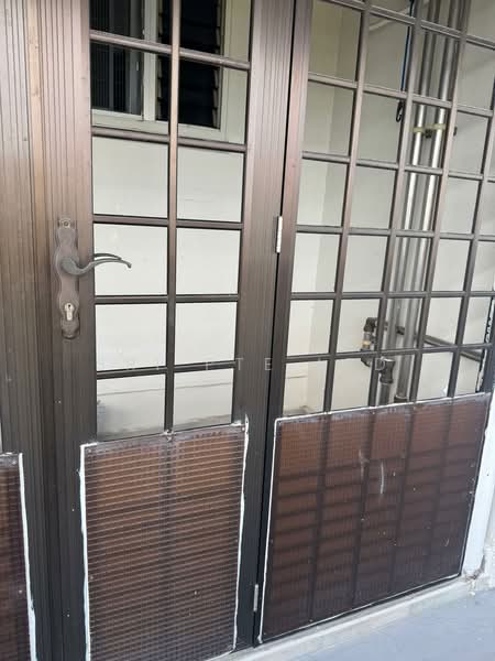 206 Tampines Street 21, 206 Tampines Street 21, 2 Bedrooms, 850 sqft, HDB Flat For Sale, by SUSAN, 500143618 - Exterior - PropertyGuru.com.sg