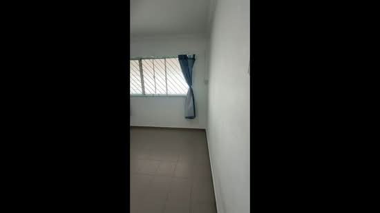 829 Yishun Street 81, 829 Yishun Street 81, 2 Bedrooms, 785 sqft, HDB Flat For Sale, by Devin Lee, 500143626 - PropertyGuru.com.sg