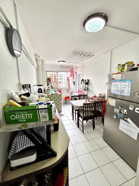 653 Yishun Avenue 4, 653 Yishun Avenue 4, 3 Bedrooms, 904 sqft, HDB Flat For Sale, by Darrell Sim, 500143627 - Kitchen/Dining - PropertyGuru.com.sg