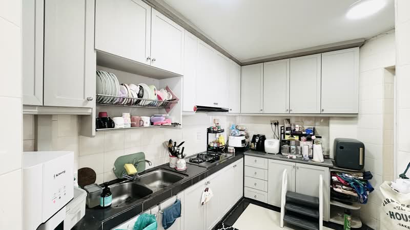 681B Woodlands Drive 62, 681B Woodlands Drive 62, 3 Bedrooms, 1,087 sqft, HDB Flat For Sale, by Shafie Syed, 500143632 - Kitchen - PropertyGuru.com.sg