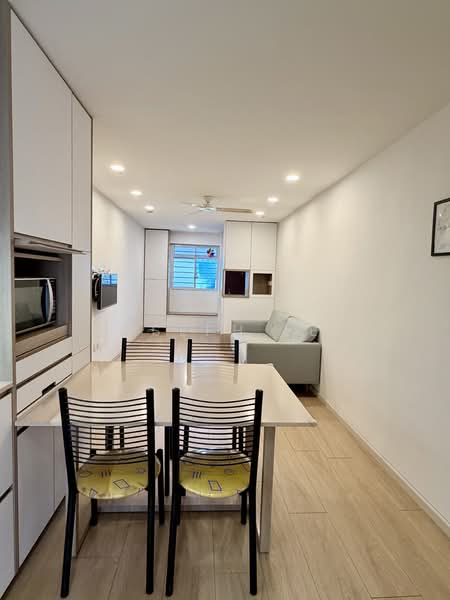 97 Geylang Bahru, 97 Geylang Bahru, 2 Bedrooms, 732 sqft, HDB Flat For Rent, by Joseph Lee, 500143634 - Living Room - PropertyGuru.com.sg