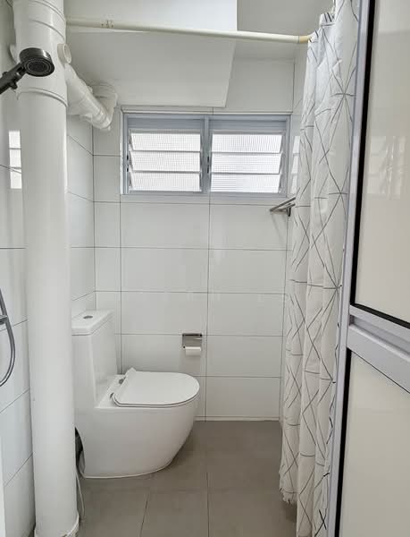 97 Geylang Bahru, 97 Geylang Bahru, 2 Bedrooms, 732 sqft, HDB Flat For Rent, by Joseph Lee, 500143634 - Bathroom - PropertyGuru.com.sg