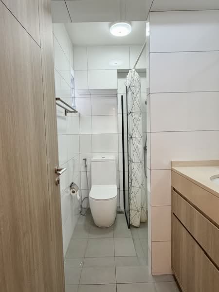 97 Geylang Bahru, 97 Geylang Bahru, 2 Bedrooms, 732 sqft, HDB Flat For Rent, by Joseph Lee, 500143634 - Bathroom - PropertyGuru.com.sg