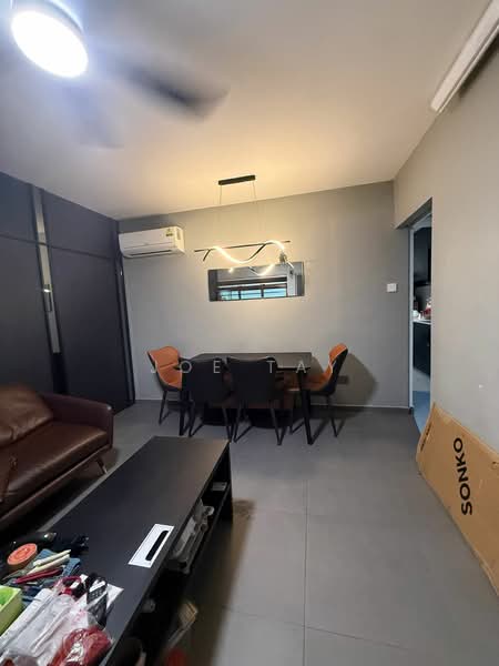 16 Cantonment Close, 16 Cantonment Close, 2 Bedrooms, 646 sqft, HDB Flat For Rent, by Joe Tay, 500143651 - Living Room - PropertyGuru.com.sg