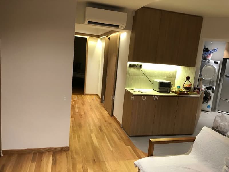 132 Edgedale Plains, 132 Edgedale Plains, 3 Bedrooms, 110 sqft, HDB Flat For Rent, by Eu Jin How, 500143653 - Corridor - PropertyGuru.com.sg
