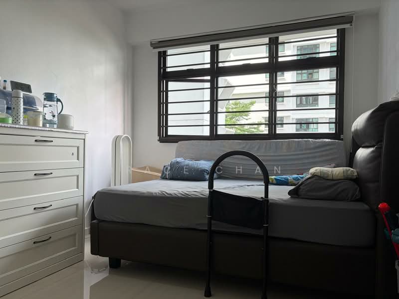 168D Punggol Field, 168D Punggol Field, 3 Bedrooms, 1,001 sqft, HDB Flat For Sale, by Grace Chan, 500143660 - Bedroom - PropertyGuru.com.sg