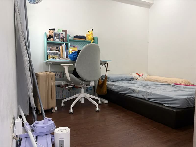 168D Punggol Field, 168D Punggol Field, 3 Bedrooms, 1,001 sqft, HDB Flat For Sale, by Grace Chan, 500143660 - Bedroom - PropertyGuru.com.sg