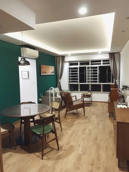 807A Chai Chee Road, 807A Chai Chee Road, 3 Bedrooms, 1,001 sqft, HDB Flat For Sale, by Julian Li, 500143669 - Living Room - PropertyGuru.com.sg