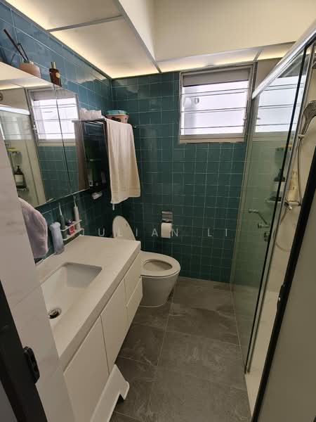 807A Chai Chee Road, 807A Chai Chee Road, 3 Bedrooms, 1,001 sqft, HDB Flat For Sale, by Julian Li, 500143669 - Bathroom - PropertyGuru.com.sg