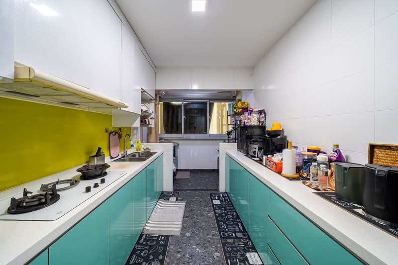 525B Costa Ris, 525B Pasir Ris Street 51, 3 Bedrooms, 1,001 sqft, HDB Flat For Sale, by Kevin Lim, 500143684 - Kitchen - PropertyGuru.com.sg