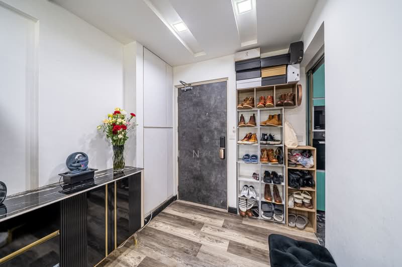 525B Costa Ris, 525B Pasir Ris Street 51, 3 Bedrooms, 1,001 sqft, HDB Flat For Sale, by Kevin Lim, 500143684 - Entrance - PropertyGuru.com.sg
