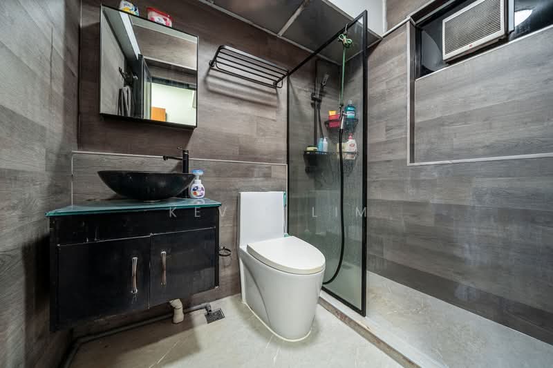 525B Costa Ris, 525B Pasir Ris Street 51, 3 Bedrooms, 1,001 sqft, HDB Flat For Sale, by Kevin Lim, 500143684 - Bathroom - PropertyGuru.com.sg
