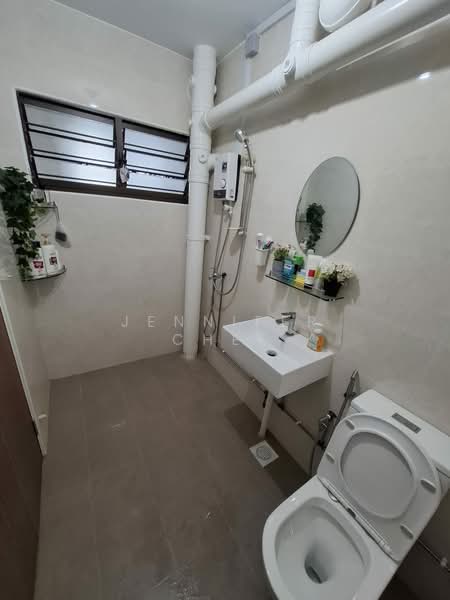 159 Yung Ping Road, 159 Yung Ping Road, Room Rental, 90 sqft, HDB Flat For Rent, by Jennifer Chee, 500143688 - Bathroom - PropertyGuru.com.sg