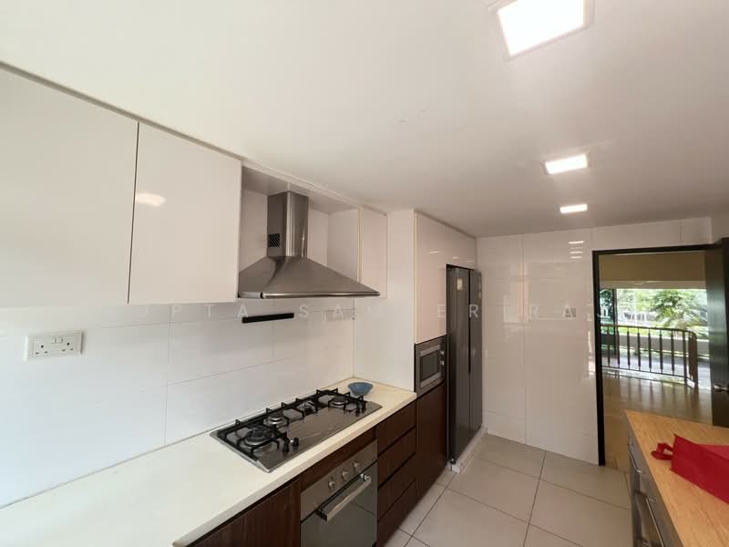 134 Watten Estate, 134 Watten Estate, 3 Bedrooms, 2,406 sqft, Condominium For Rent, by Gupta Sameer Raj, 500143708 - Kitchen - PropertyGuru.com.sg