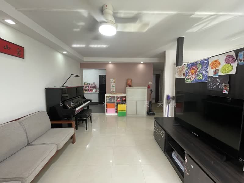 636 Jurong West Street 65, 636 Jurong West Street 65, 3 Bedrooms, 1,184 sqft, HDB Flat For Sale, by Ben XIA 夏天鹏, 500143712 - Living Room - PropertyGuru.com.sg